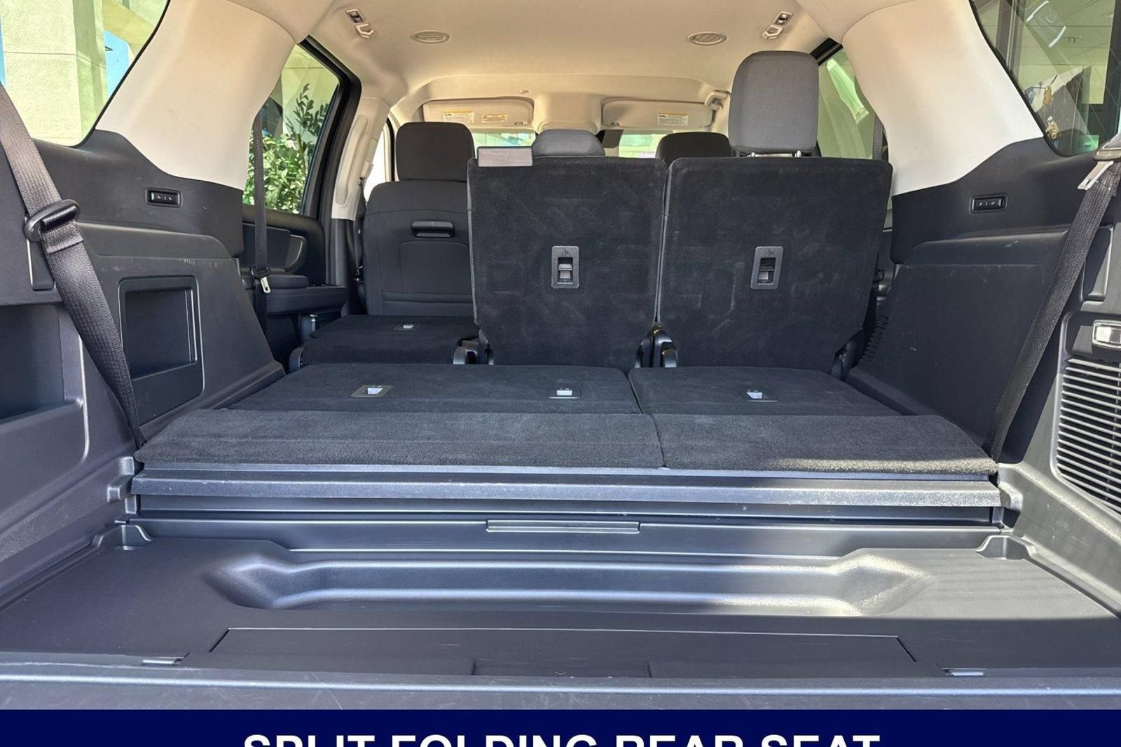 Used 2025 Ford Expedition Active RWD image 20