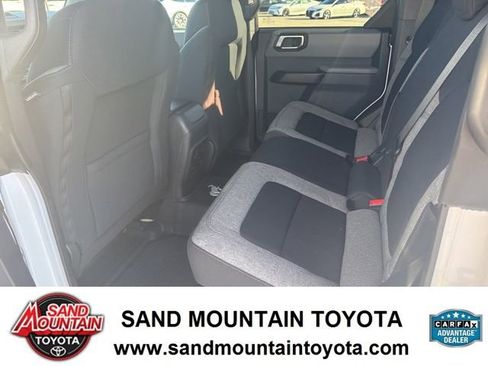 Used 2023 Ford Bronco Big Bend image 14