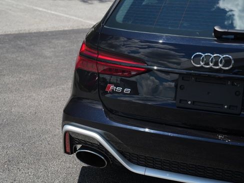 Used 2021 Audi RS 6 w/ Executive Package AWD/4WD image 12
