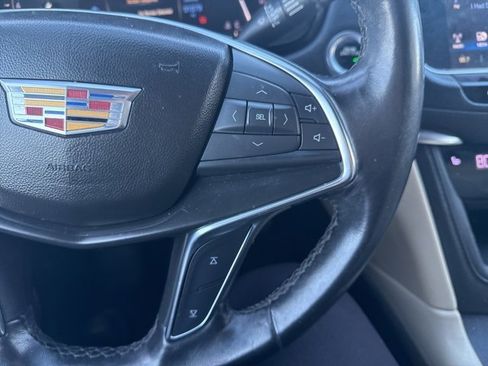 Used 2019 Cadillac XT5 Luxury image 23