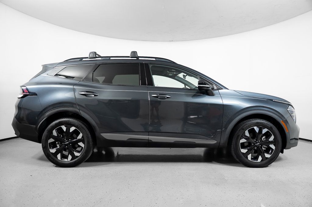 Used 2024 Kia Sportage X-Line w/ X-Line Premium Package AWD/4WD image 3