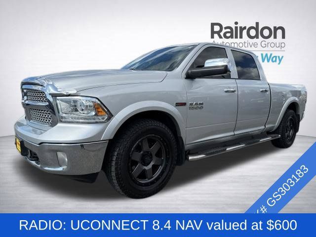 Used 2016 RAM 1500 Laramie w/ Convenience Group AWD/4WD image 3