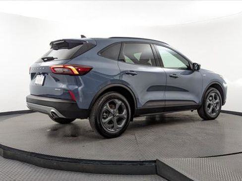 Used 2025 Ford Escape ST-Line Select image 7