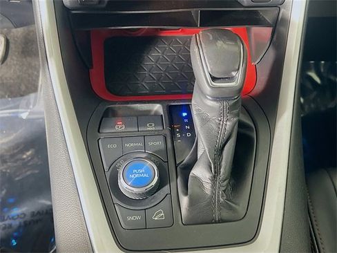 Used 2020 Toyota RAV4 TRD Off-Road image 23