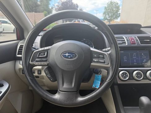 Used 2015 Subaru Crosstrek 2.0i Premium AWD/4WD image 10