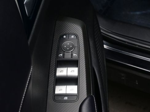 Used 2022 Mitsubishi Outlander SEL Black Edition image 10