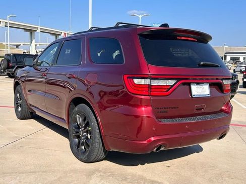 Used 2024 Dodge Durango GT w/ Blacktop Package image 6