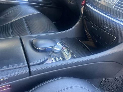 Used 2011 Mercedes-Benz CL 63 AMG image 14