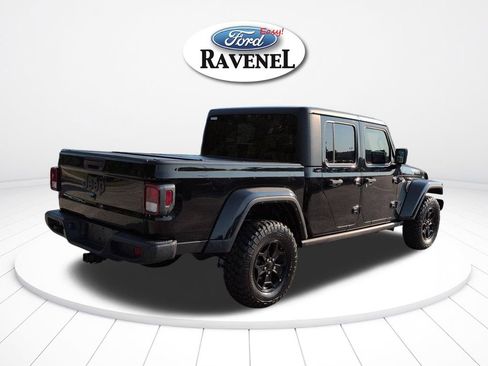 Used 2022 Jeep Gladiator Sport AWD/4WD image 4