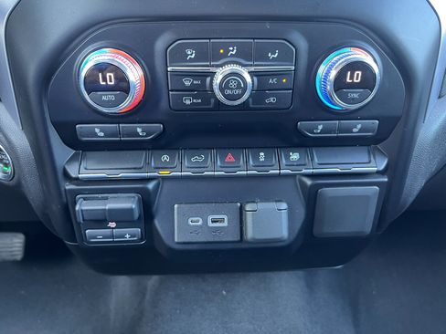 Used 2021 GMC Sierra 1500 Elevation image 23