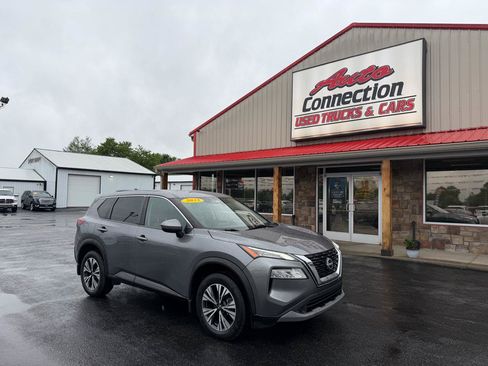 Used 2023 Nissan Rogue SV AWD/4WD image 2