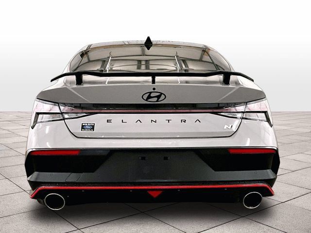 Used 2025 Hyundai Elantra N FWD image 4