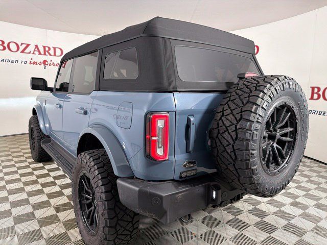 Used 2025 Ford Bronco Outer Banks AWD/4WD image 11