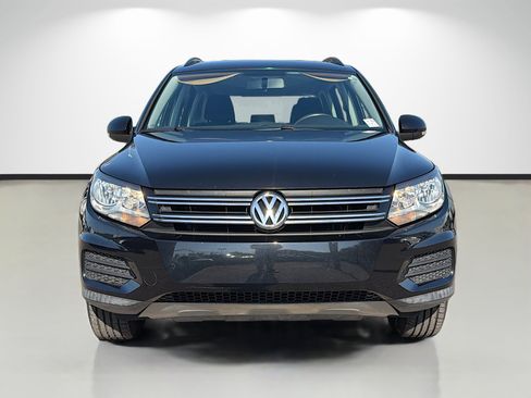 Used 2015 Volkswagen Tiguan S image 8