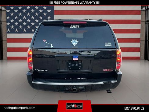 Used 2014 GMC Yukon Denali AWD/4WD image 5