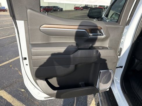 New 2026 Chevrolet Silverado 1500 High Country image 24