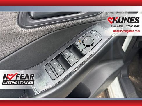 Used 2023 Nissan Rogue S image 21