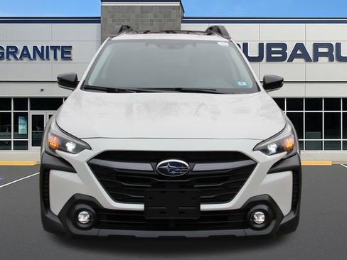 Certified 2025 Subaru Outback Premium AWD/4WD image 5