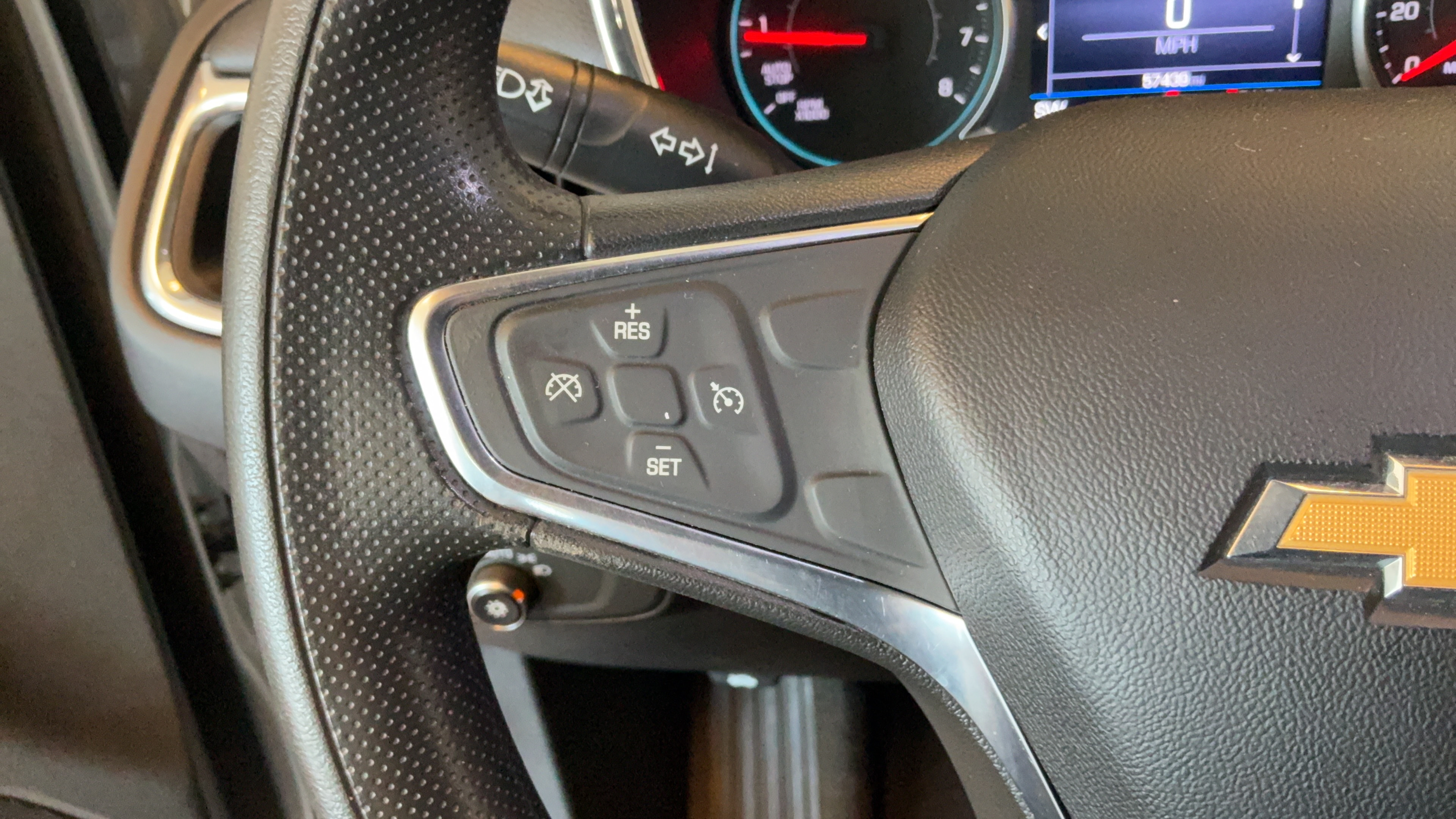 Used 2019 Chevrolet Equinox LT FWD image 17