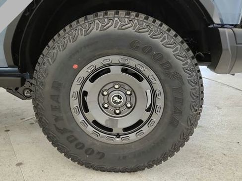 New 2025 Ford Bronco Big Bend w/ Black Diamond Package AWD/4WD image 24