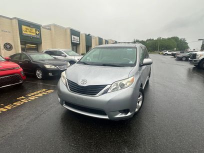 Used 2013 Toyota Sienna LE