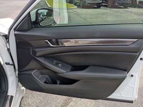 Used 2020 Honda Accord Sport image 35