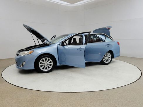 Used 2012 Toyota Camry XLE FWD image 10