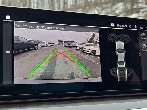 Used 2023 BMW 540i xDrive w/ Convenience Package image 19