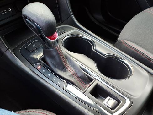 Certified 2023 Chevrolet Equinox RS w/ LPO, Floor Liner Package image 20