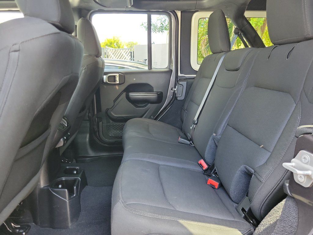Used 2020 Jeep Wrangler Unlimited Sport AWD/4WD image 7