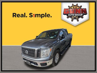 Used 2019 Nissan Titan SV w/ SV Convenience Package
