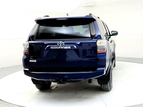 Used 2020 Toyota 4Runner SR5 Premium image 5