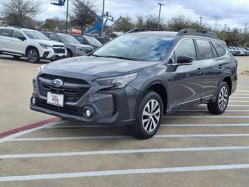 Certified 2025 Subaru Outback Premium image 3