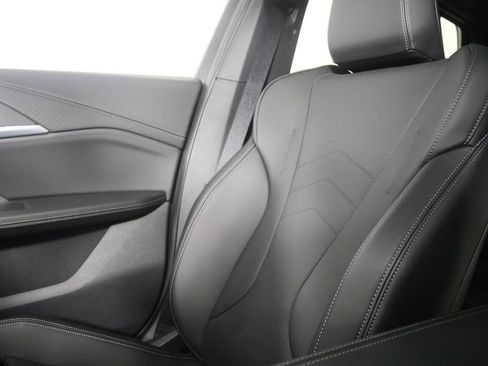 Used 2025 BMW X2 xDrive28i image 24