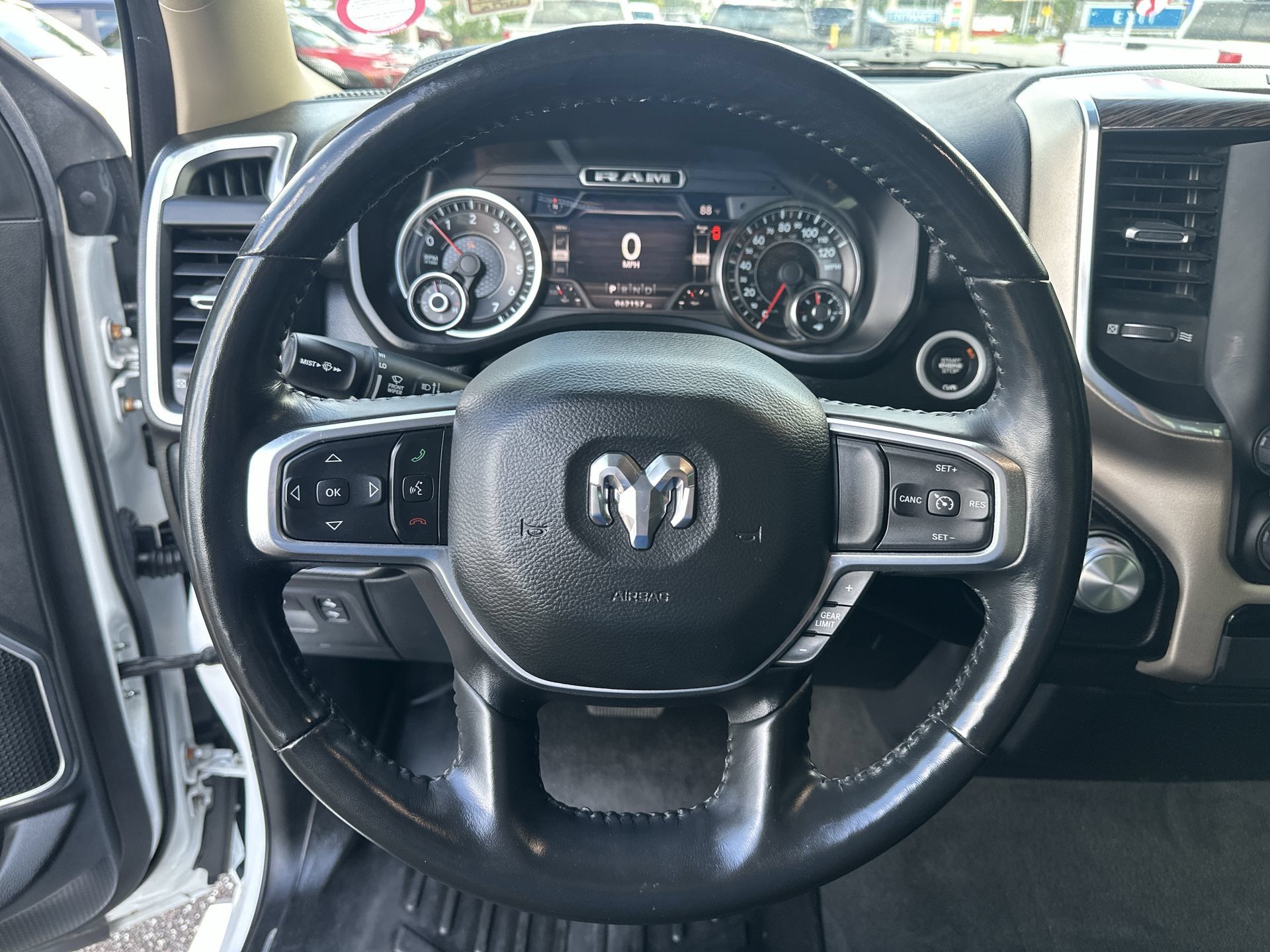 Used 2020 RAM 1500 Laramie AWD/4WD image 21