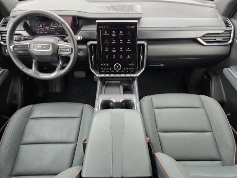 Used 2024 GMC Acadia AT4 w/ Luxury Package AWD/4WD image 22