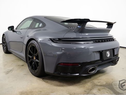 Used 2025 Porsche 911 Carrera RWD image 7