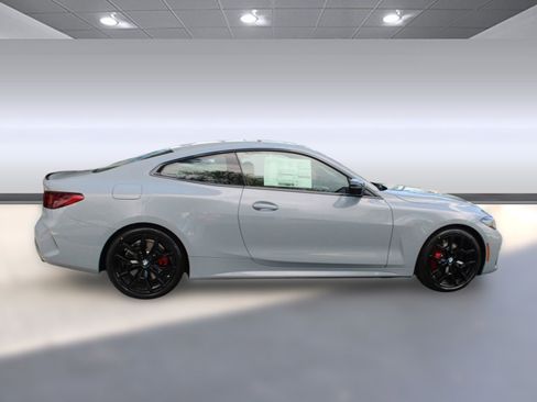 Used 2026 BMW 430i Coupe w/ M Sport Package RWD image 8