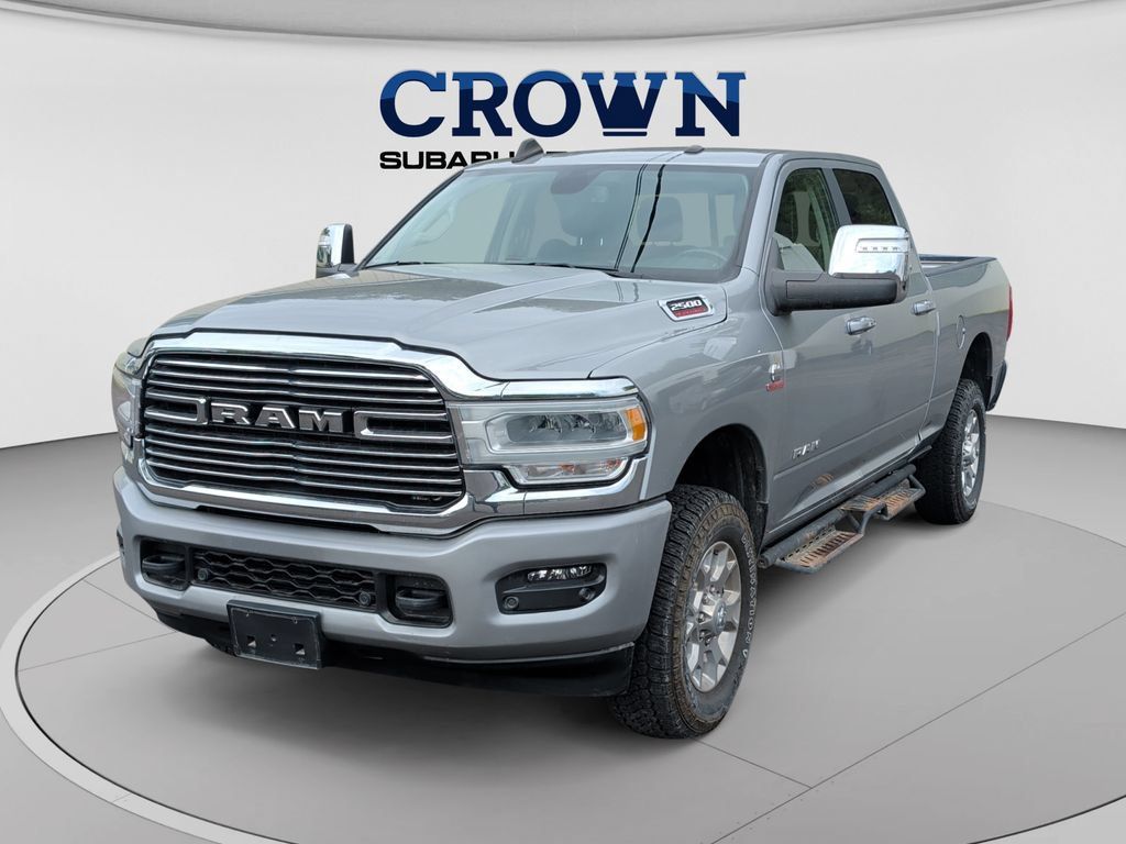 Used 2024 RAM 2500 Laramie AWD/4WD image 4