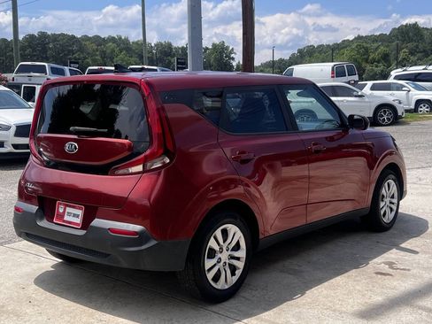 Used 2020 Kia Soul LX FWD image 5