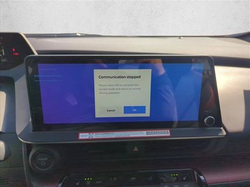 New 2026 Toyota Prius Plug-In Hybrid FWD image 16