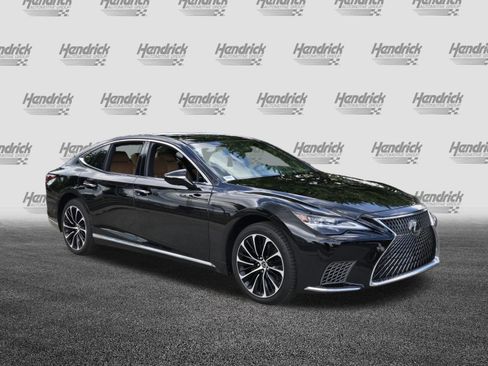 Used 2023 Lexus LS 500 AWD w/ Luxury Package image 2