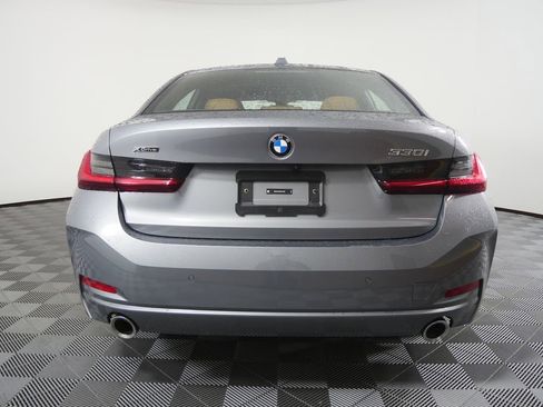 Certified 2025 BMW 330i xDrive Sedan image 4