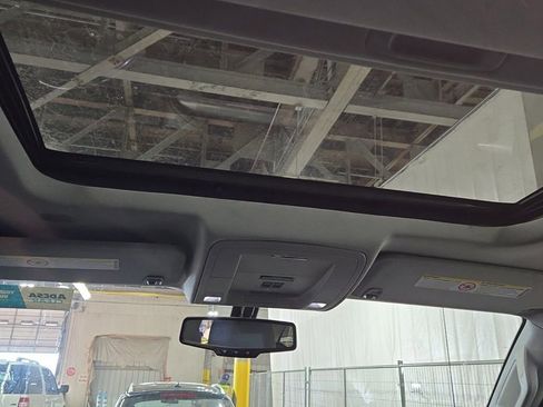 Used 2018 GMC Sierra 3500 SLT w/ Duramax Plus Package image 6