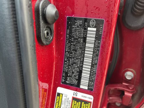 Used 2019 Toyota Camry LE image 23