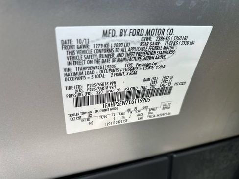 Used 2012 Ford Taurus SEL FWD image 30
