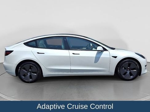 Used 2023 Tesla Model 3 Standard Range RWD image 9
