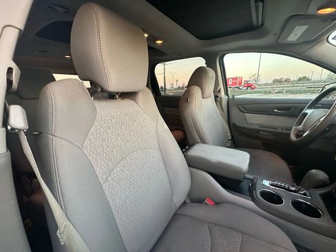 Used 2016 GMC Acadia SLE image 23