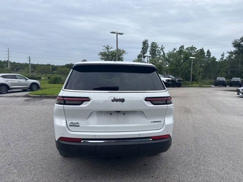 Used 2024 Jeep Grand Cherokee L Laredo AWD/4WD image 5