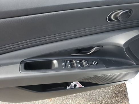 New 2026 Hyundai Elantra Sport FWD image 18